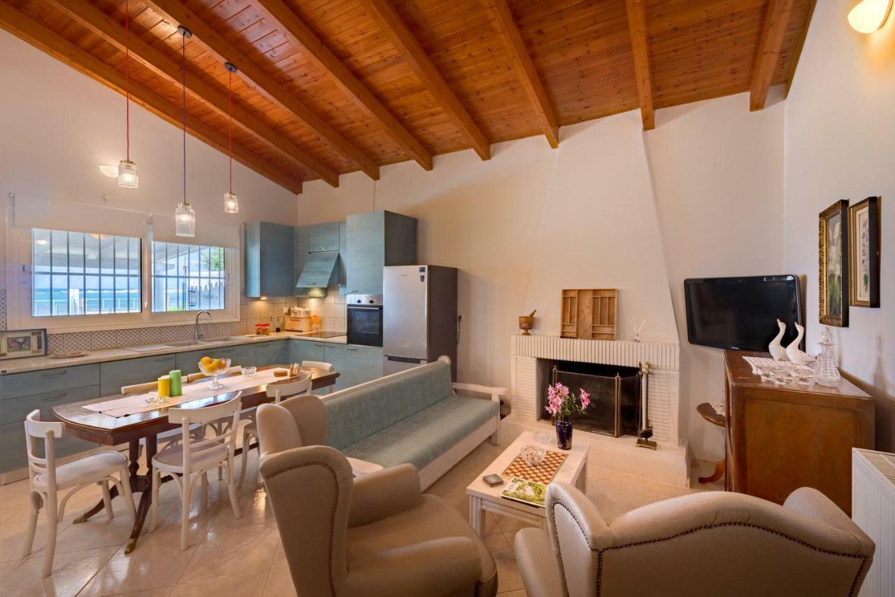 Kiko, The Coastline House Villa Káto Achaḯa Ngoại thất bức ảnh